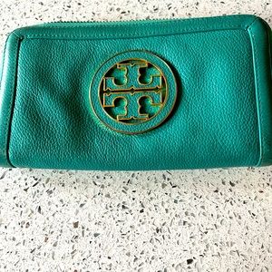 Tory Burch turquoise pebble leather wallet